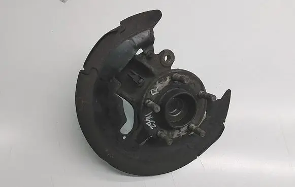 Volvo C30 Front wheel hub 30760281