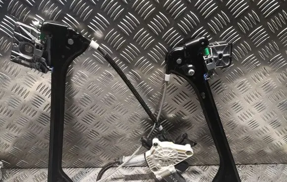 Mercedes-Benz SLK R172 Front door electric window regulator A1727200146 1727200146