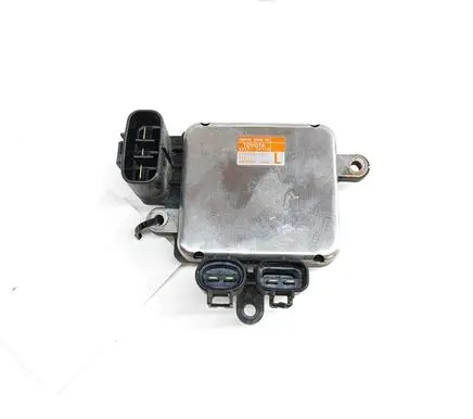 Toyota RAV 4 (XA40) Coolant fan relay 4993003570 8925730110