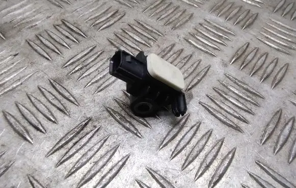 Nissan Leaf I (ZE0) Airbag deployment crash/impact sensor 988301EA0A
