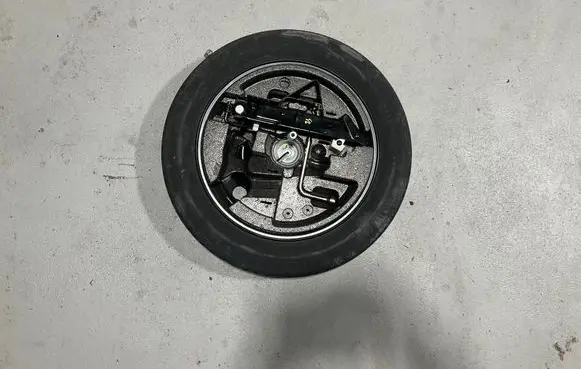 BMW 5 E60 E61 R17 spare wheel 6758778