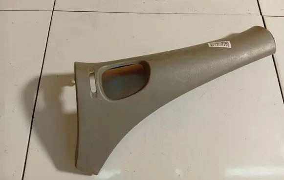 Nissan Almera Tino Other interior part 682114U200