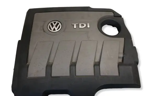 Volkswagen Golf Plus Engine cover (trim) 03L103925ARBILI 03L103925AR