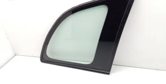 Toyota RAV 4 (XA20) Rear side window 43R00122