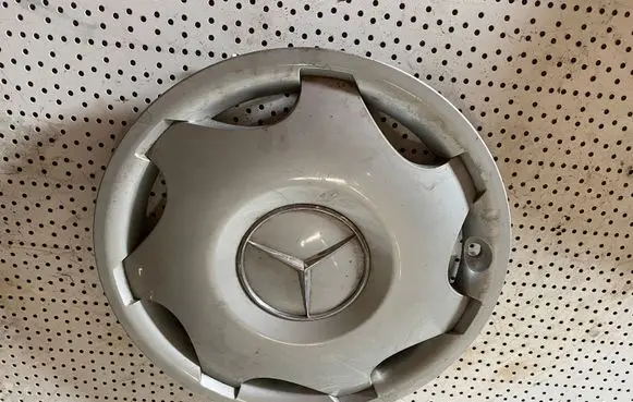 Mercedes-Benz B W245 R15 wheel hub/cap/trim 2034010024