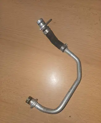 BMW X3 F25 Coolant pipe/hose 70354157