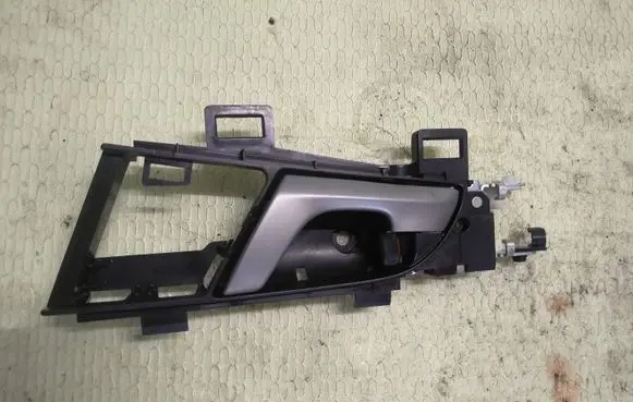 Honda Accord Front door interior handle