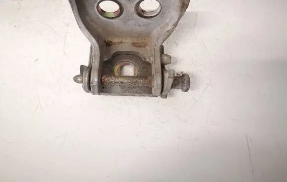 Peugeot 307 Front door upper hinge