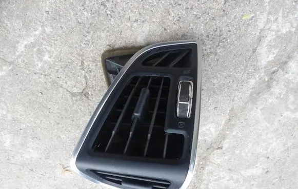 Ford Kuga II Dashboard side air vent grill/cover trim 07464000