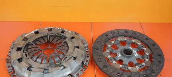 BMW 1 E81 E87 Clutch set kit 323064210 N43B20A SPRZEGLO