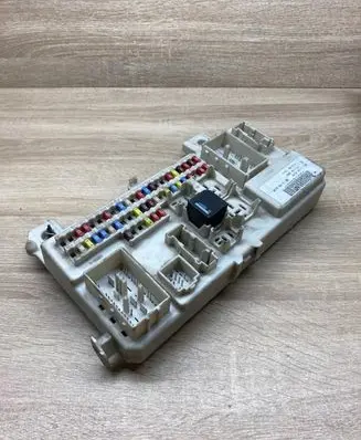 Ford Focus Fuse module 4M5T14A073BG