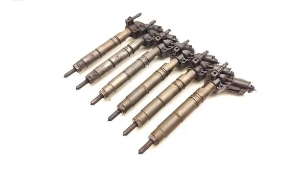 Mercedes-Benz E AMG W212 Fuel injectors set A6420700587