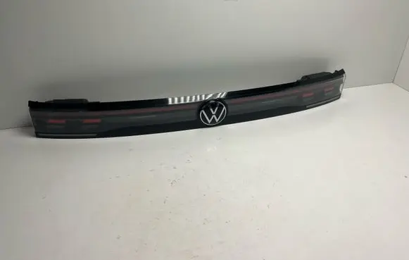 Volkswagen Tiguan Rear/tail lights set 571945307A