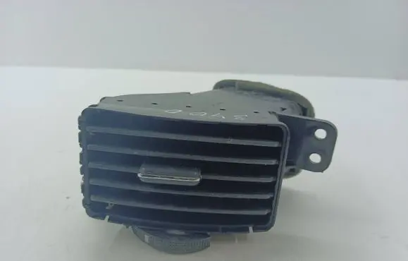 Toyota Corolla Verso AR10 Dashboard side air vent grill/cover trim 6556424010 5566064016