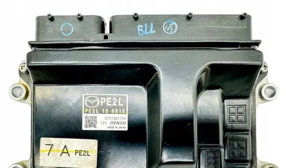 Mazda 6 Engine control unit/module PE2L18881E