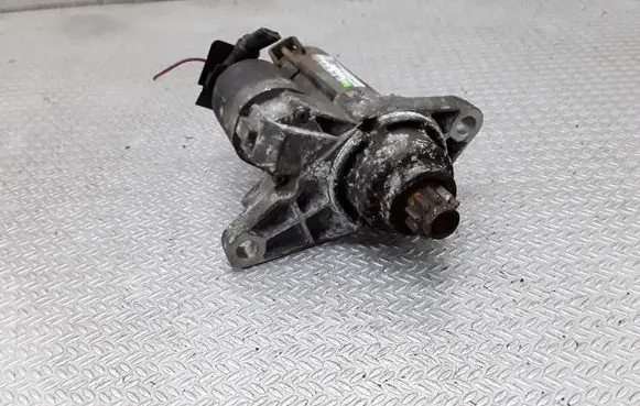 Skoda Fabia Mk2 (5J) Starter motor 02T911023