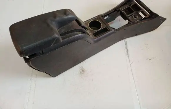 Honda Civic Center console 750016010
