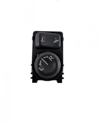 Nissan Qashqai Wing mirror switch