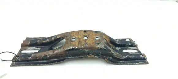 Mercedes-Benz 250 280 C CE W114 Gearbox mounting bracket