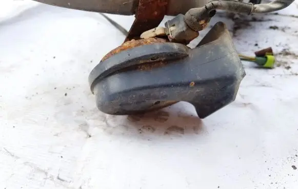 Peugeot 405 Horn signal