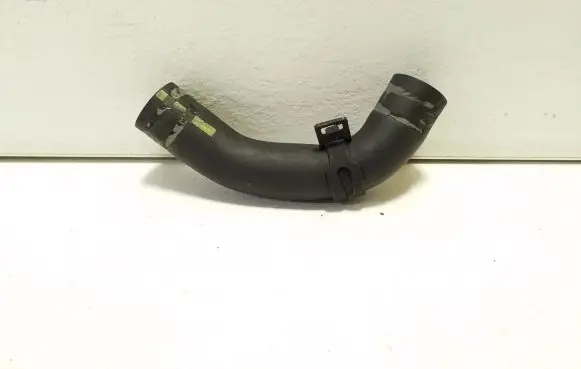 Volvo XC40 Breather/breather pipe/hose 32208419