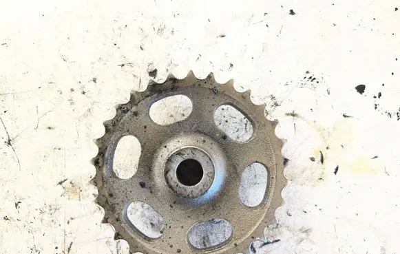 Mercedes-Benz C W204 Timing chain sprocket A6510520000