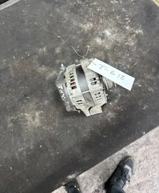 Toyota Corolla E110 Generator/alternator 1042103250