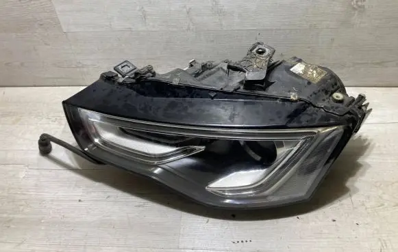 Audi A5 8T 8F Headlight/headlamp 8T0941005C