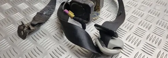 Volkswagen Golf IV Front seatbelt 1J4857706J