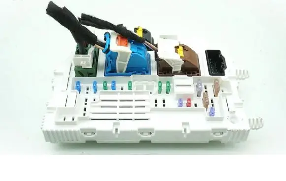 Opel Astra L Fuse box set 9861984280