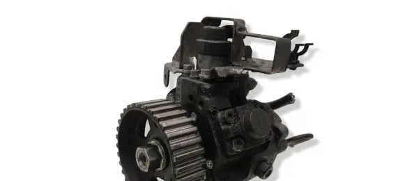 Mazda 3 I Fuel injection high pressure pump 0445010102 9683703780