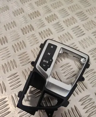 Audi Q7 4M Gear shift selector indicator 4M1713111F