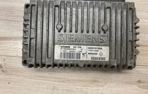 Renault Megane II Gearbox control unit/module 8200191959 S105280024