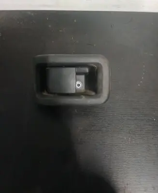 Volvo V70 Engine bonnet (hood) release handle 30779851