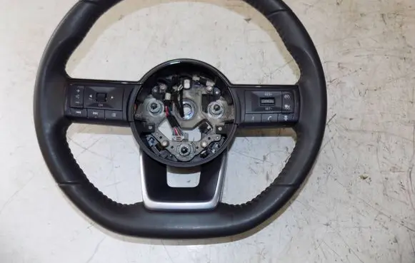 Nissan X-Trail T33 Steering wheel