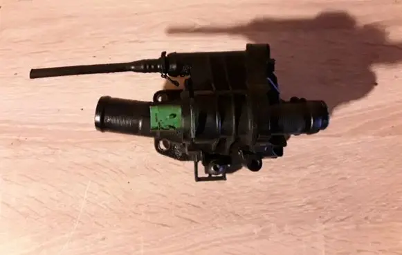 Thermostat/thermostat housing