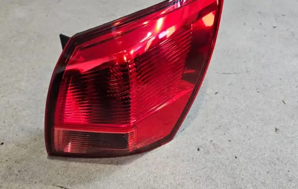 Nissan Qashqai Rear/tail lights 89070312