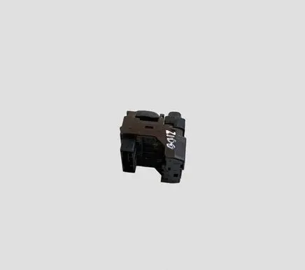 Toyota Avensis T270 Wing mirror switch 183646