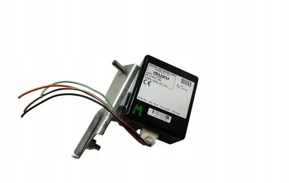 Isuzu D-Max Door central lock control unit/module 8980531702