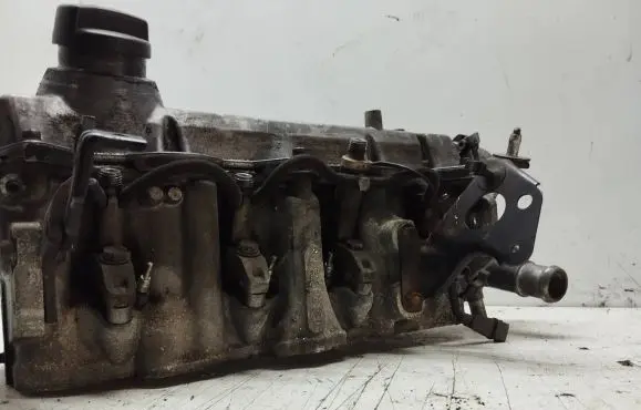 Volkswagen Golf IV Engine head 