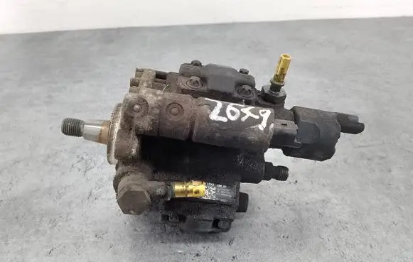 Fuel injection high pressure pump