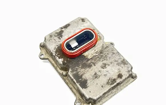 Mercedes-Benz E W211 Headlight ballast module Xenon 5DF00827900 A0028202426