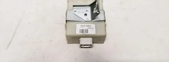 Toyota Avensis T250 Door control unit/module 8974105070