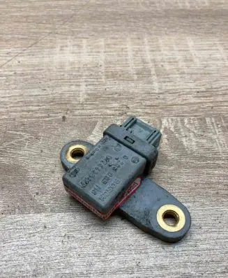 Mercedes-Benz E W210 Airbag deployment crash/impact sensor 0125420417 0265005113