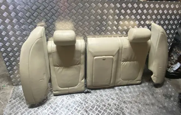 Jaguar XF X250 Rear seat 