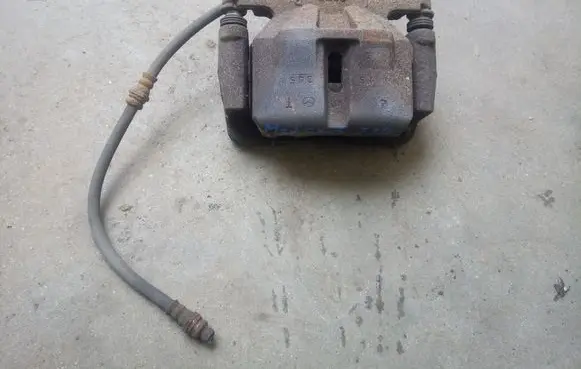 Mazda CX-5 Front brake caliper