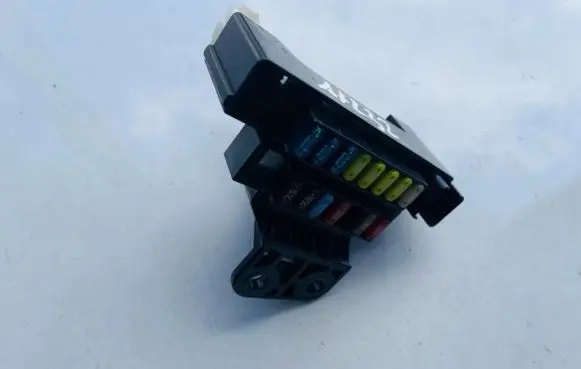 Toyota Corolla Verso AR10 Fuse box set