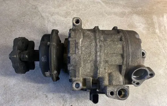 Volkswagen Phaeton Air conditioning (A/C) compressor (pump) 3D0820805B 4471803901