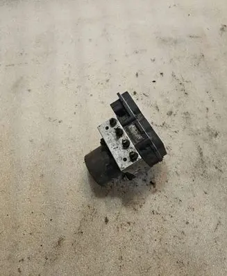 Audi A4 S4 B7 8E 8H ABS Pump 8E0910517E 8E0614517AL