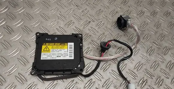 Toyota Verso Headlight ballast module Xenon 8596724011